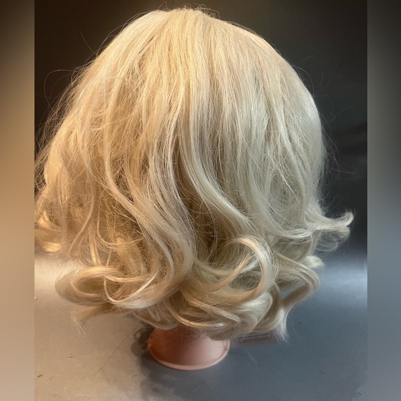 NEW Blonde Curly Full Cap Wig - Picture 3 of 8